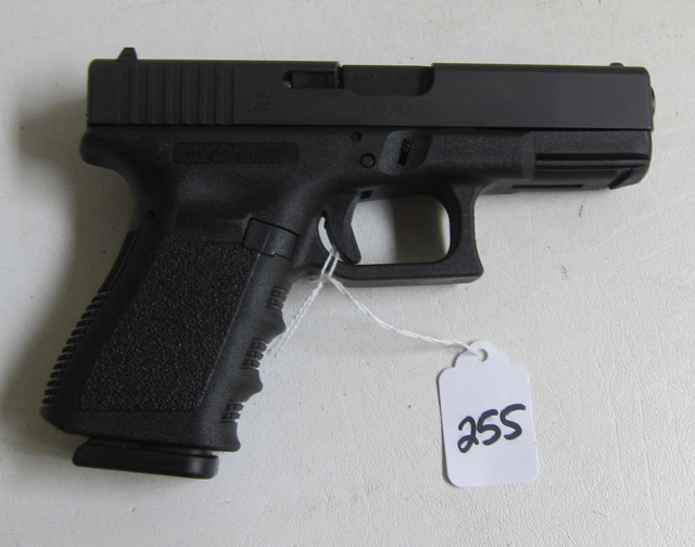 Appraisal: GLOCK MODEL DOUBLE ACTION SEMI AUTOMATIC PISTOL mm caliber barrel