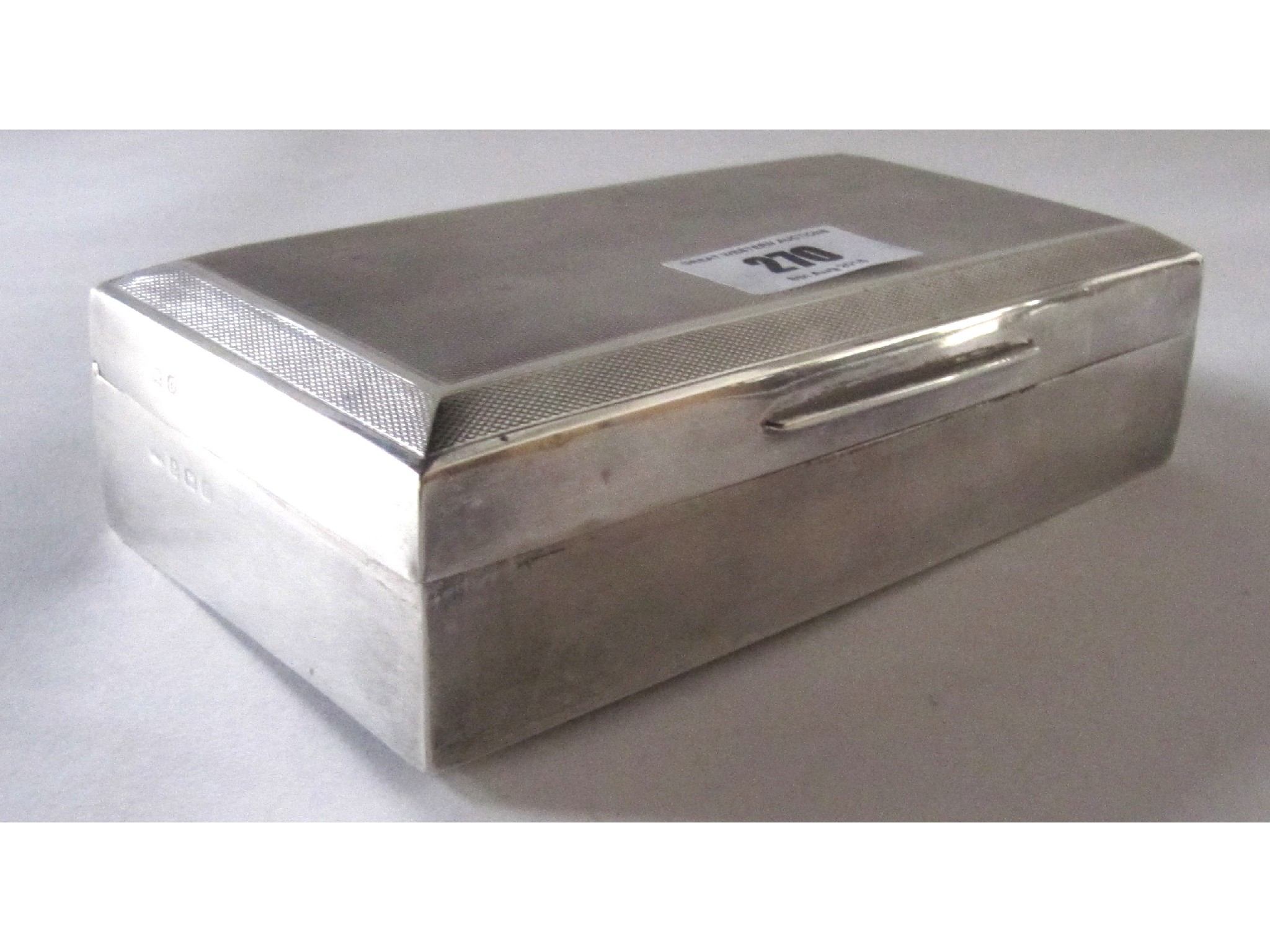 Appraisal: A silver cigarette box Birmingham