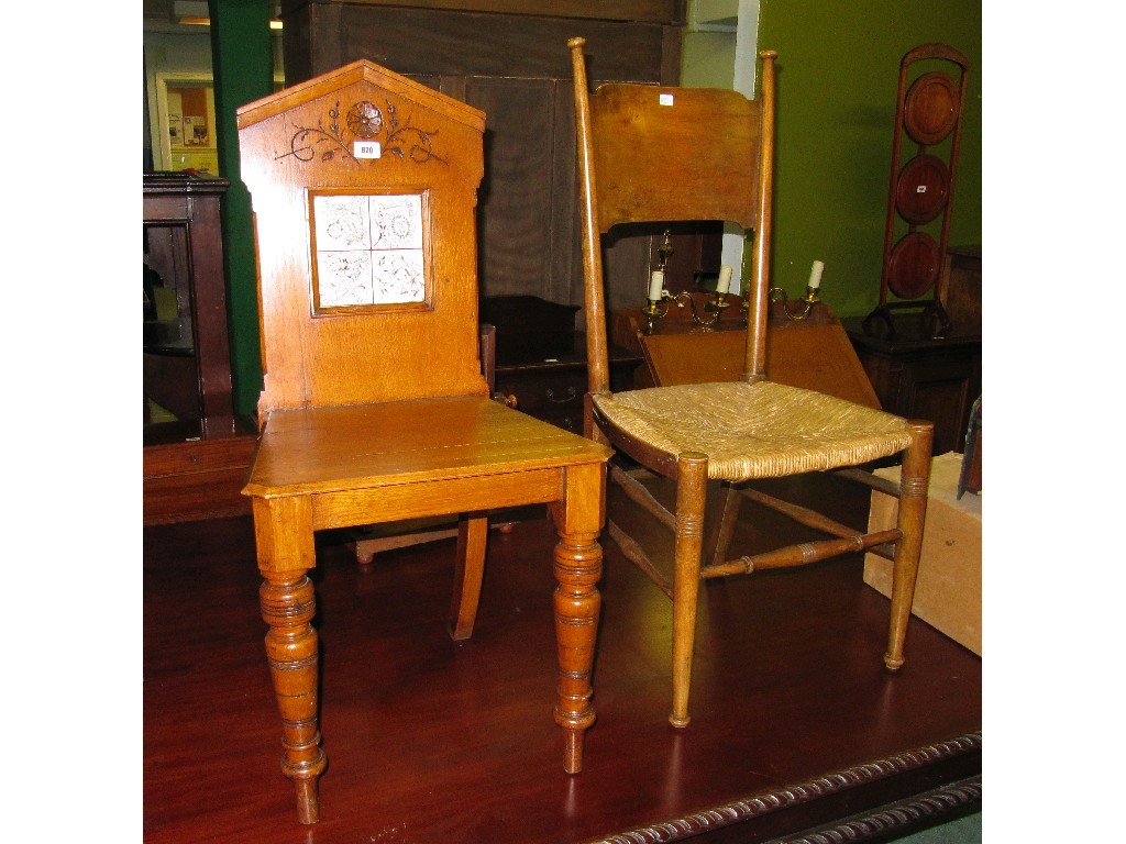 Appraisal: Lot comprising oak and tile back hall chair and a