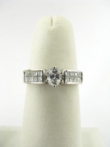 Appraisal: K white gold ring with ct oval center diamond and