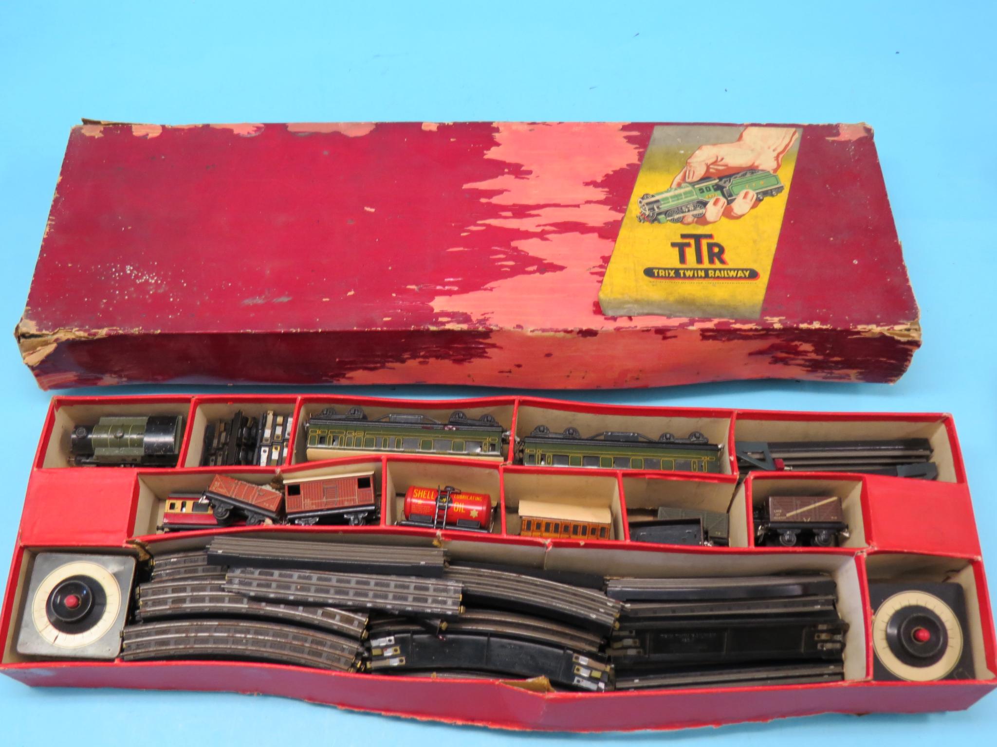 Appraisal: Trix Twin Railway pre-war Southern Railway passenger set No -