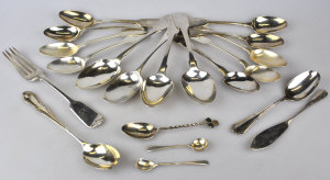 Appraisal: A set of eight William IV fiddle pattern teaspoons Patrick