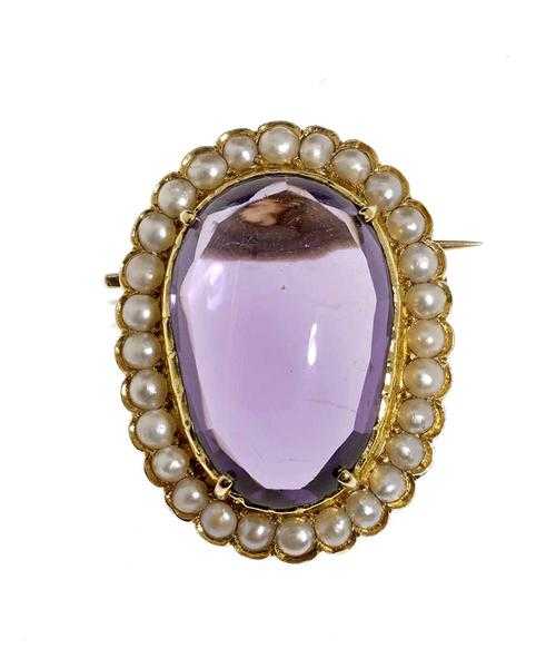 Appraisal: AMETHYST PEARL AND GOLD MEDALLION ca Yellow gold Decorative oval