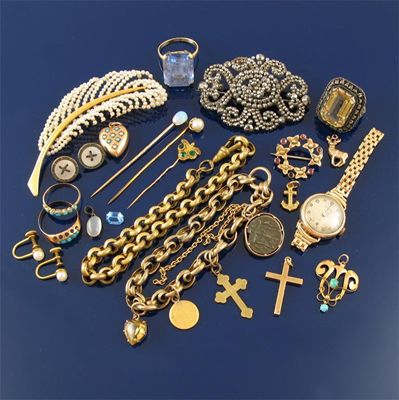 Appraisal: COLLECTION JEWELLERY ETC Various items of jewellery including a gold