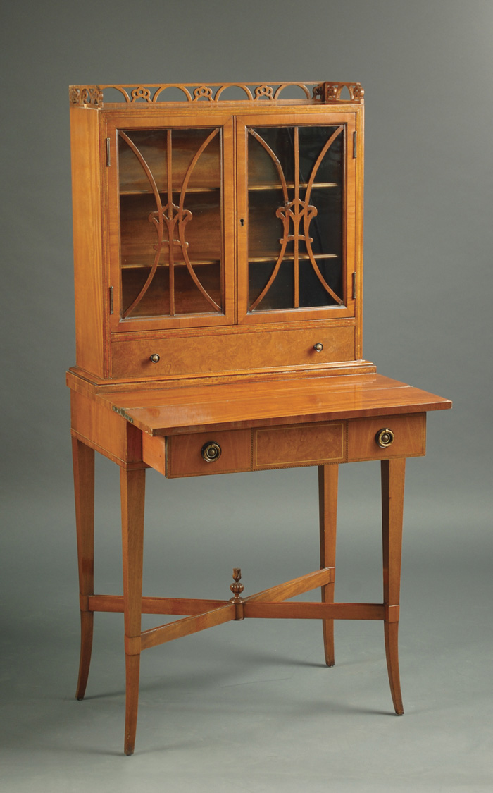 Appraisal: FEDERAL STYLE MAHOGANY LADY'S WRITING DESK American early th century