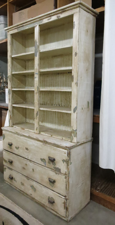 Appraisal: PAINTED PINE HUTCH ON CHEST American late th century the