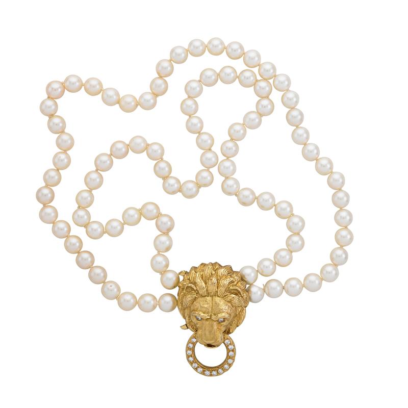 Appraisal: VAN CLEFF ARPELS GOLD LION HEAD PEARL NECKLACE Condition Report