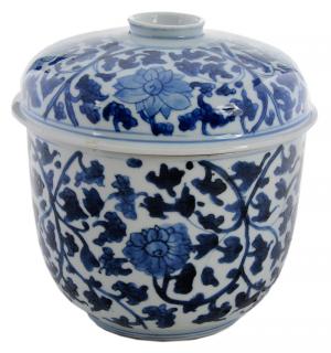 Appraisal: Chinese Export Blue and White Jar and Cover Kangxi period