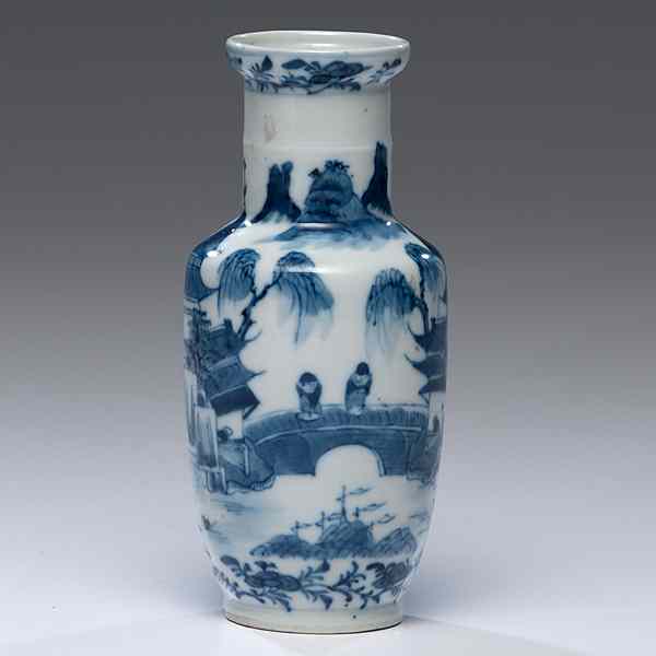 Appraisal: Blue and White Vase Chinese a blue and white Rouleau-style