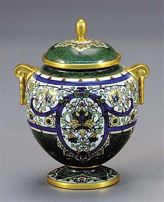 Appraisal: Worcester porcelain covered urn circa domed cover with gilt finial