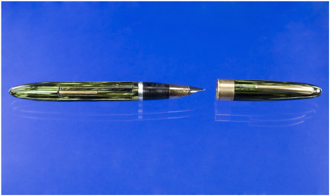 Appraisal: Sheaffer A Boxed Sheaffer Lever Filling Pen With Green Striated