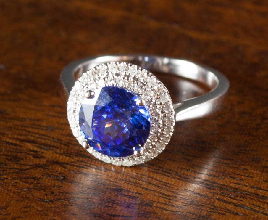 Appraisal: TANZANITE DIAMOND AND FOURTEEN KARAT GOLD RING with PGL Pacific