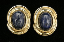 Appraisal: A Pair of Lapis and Gold Earrings A lovely pair