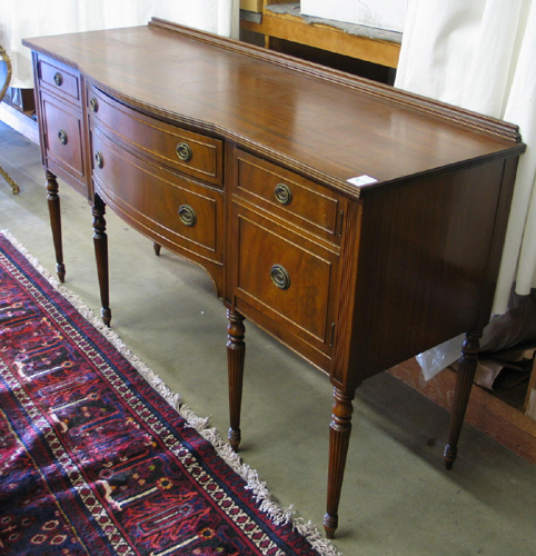 Appraisal: FEDERAL STYLE MAHOGANY SIDEBOARD Grand Rapids mid th century The