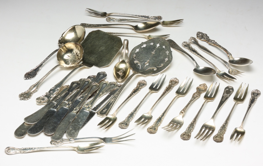 Appraisal: MISCELLANEOUS STERLING SILVER FLATWARE American Nineteenth and twentieth century Thirty