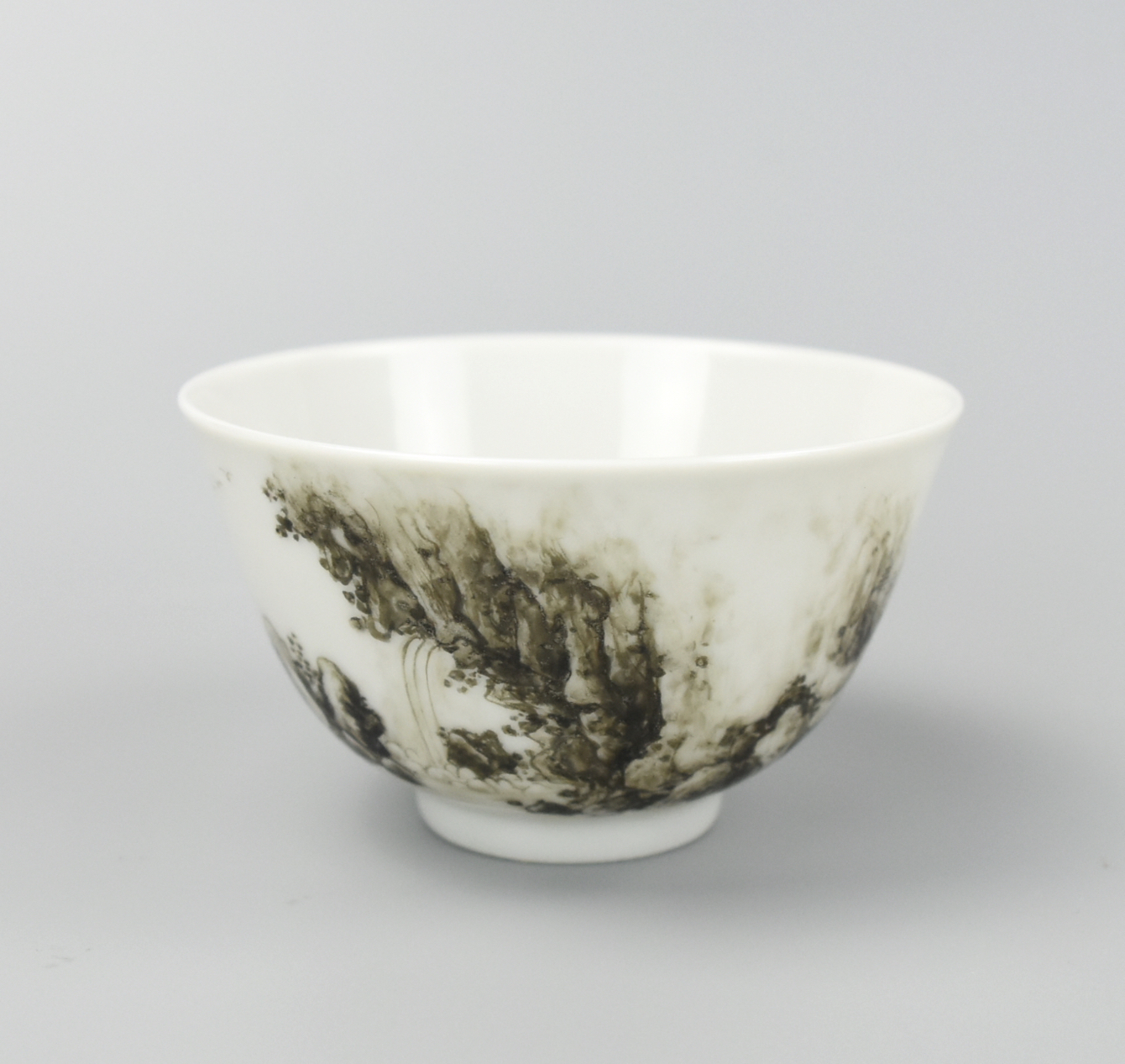 Appraisal: CHINESE GRISAILLE CUP W LANDSCAPE TH C A Chinese porcelain