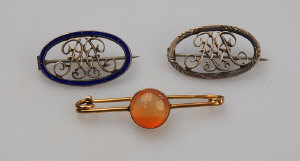 Appraisal: Water opal cabochon bar brooch safety pin style ct yellow