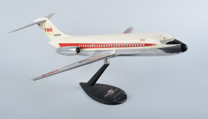 Appraisal: TWA DC- Douglas Display Model Plane This plane is very