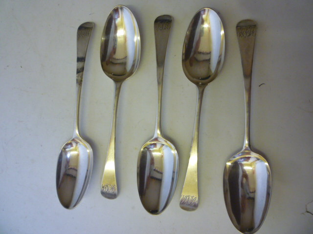 Appraisal: A SET OF FIVE EARLY GEORGE III TABLESPOONS maker's mark