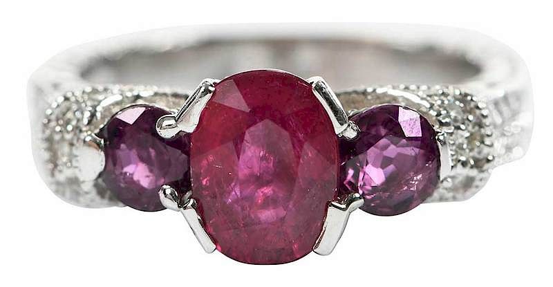 Appraisal: kt Ruby Diamond Ring center oval faceted ruby estimated weight