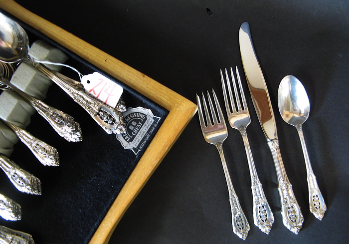 Appraisal: A WALLACE STERLING SILVER FLATWARE SET pieces in the Rose