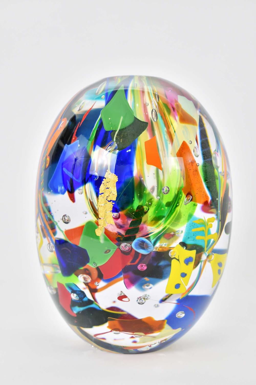 Appraisal: STUDIO INTERNAL OVOID ART GLASS VASESigned Internally decorated with numerous