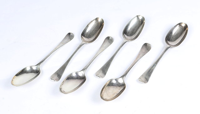 Appraisal: A SET OF SIX HANOVARIAN PATTERN TABLESPOONS with engraved armorials