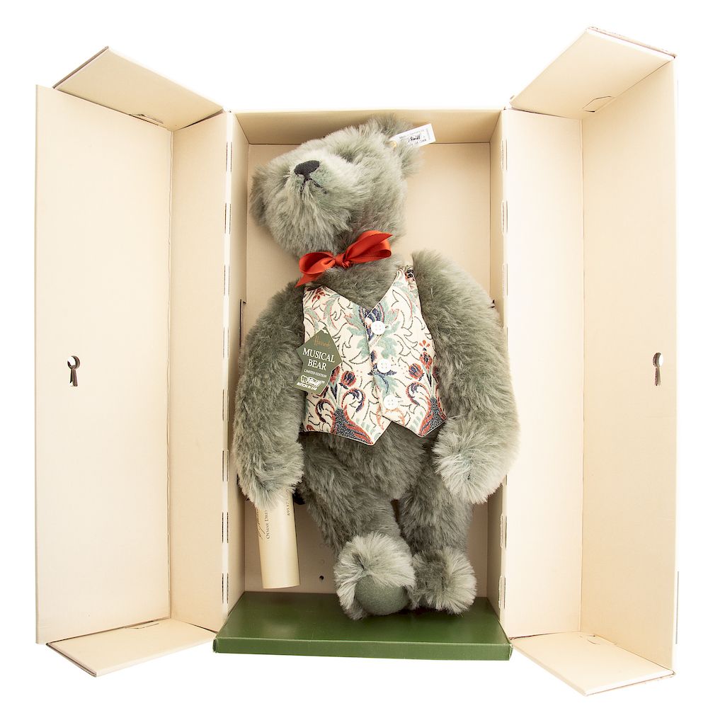 Appraisal: Steiff Harrod's Musical Victorian Bear New in box in H