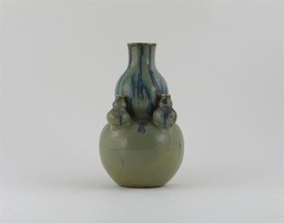 Appraisal: A Chinese double gourd vase decorated with splashes of a