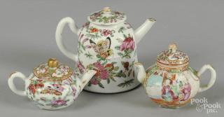 Appraisal: Three Chinese export porcelain famille rose small teapots th c