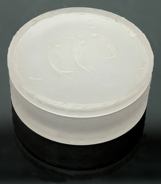 Appraisal: A RENE LALIQUE D'ORSAY FROSTED GLASS POWDER BOX Circular moulded