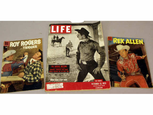 Appraisal: Collection of magazines including Roy Rogers Rex Allen comic book