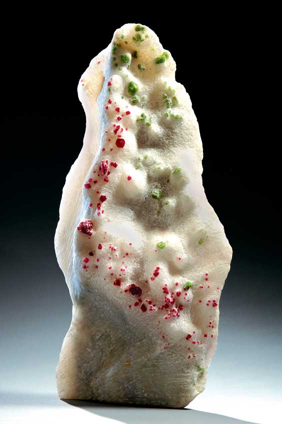 Appraisal: RED SPINEL GREEN PARGASITE CRYSTALS IN WHITE MARBLE -- WORLD