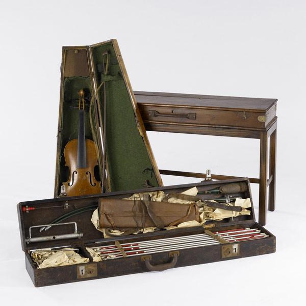 Appraisal: DECORATIVE ACCESSORIES Violin in wooden case archery set in box