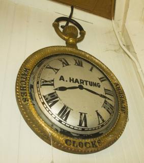 Appraisal: A Hartung Advertising Clock H x Diameter from Grass Valley