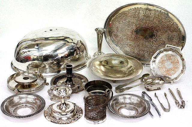 Appraisal: A SELECTION OF SILVERPLATED AND UNMARKED WHITE METAL ITEMS including