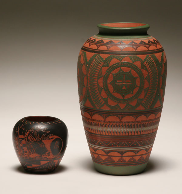 Appraisal: Two Navajo Native American sgraffito pottery vases the larger vase