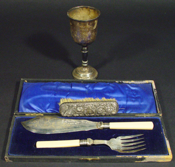 Appraisal: Victorian silver plated fish knife and fork in a velvet