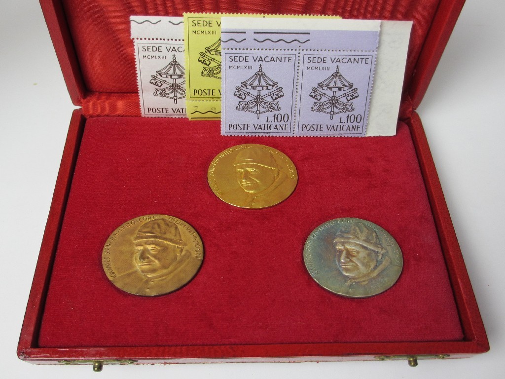 Appraisal: Pope John XXIII - three commemorative Vatican medallions cast by