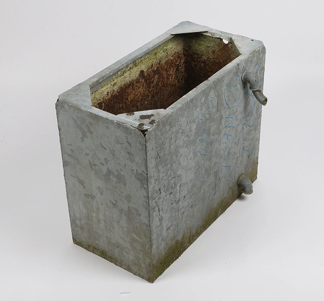 Appraisal: A GALVANIZED RECTANGULAR GARDEN PLANTER OR TANK cm wide x