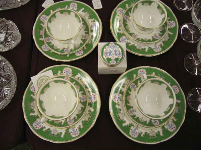 Appraisal: Pcs Buckingham Palace China dessert set for plus pill box