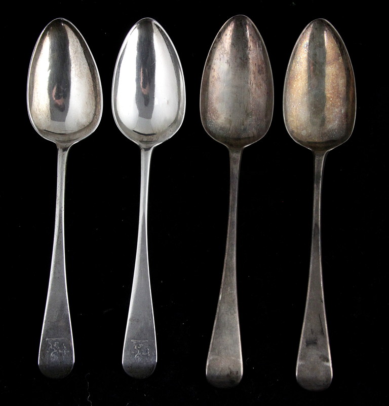 Appraisal: A George III pair of old English pattern table spoons