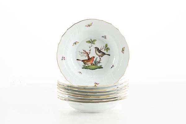 Appraisal: Eight Herend Rothschild Bird soup bowls A set of eight