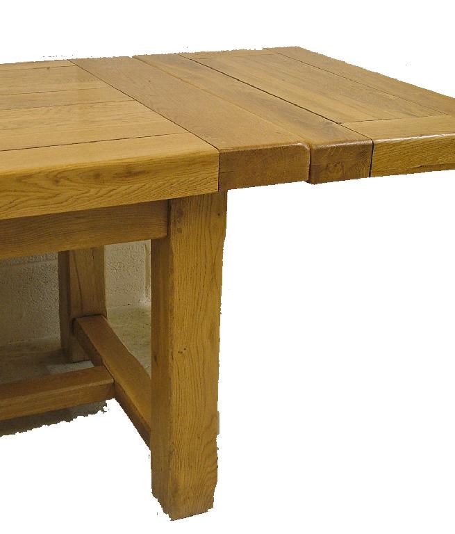 Appraisal: Good quality and substantial modern oak refectory dining table with