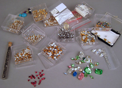 Appraisal: Large group of vintage jewelry parts and pieces together with