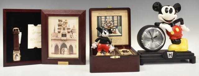 Appraisal: lot of Group of Walt Disney and Mickey Mouse clock