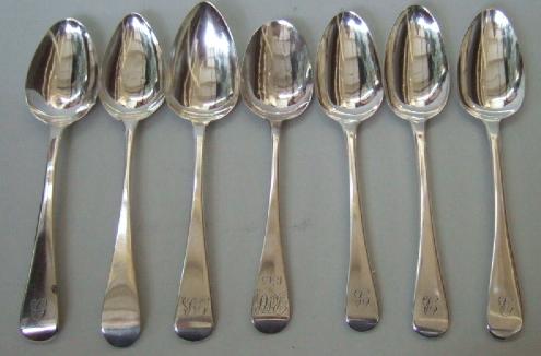 Appraisal: Seven silver Old English pattern dessert spoons four initialed B