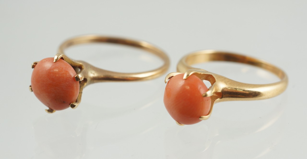 Appraisal: Pr K YG coral rings