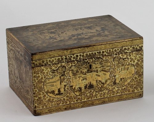 Appraisal: An early th Century Chinese lacquer tea caddy the cover