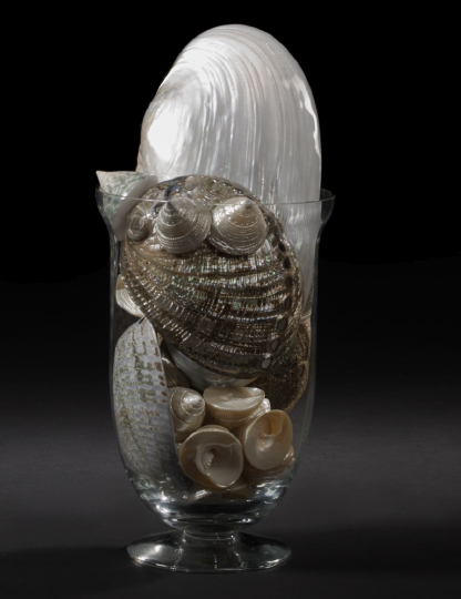 Appraisal: Attractive Seashell Garniture formed of seventeen iridescent seashells in a